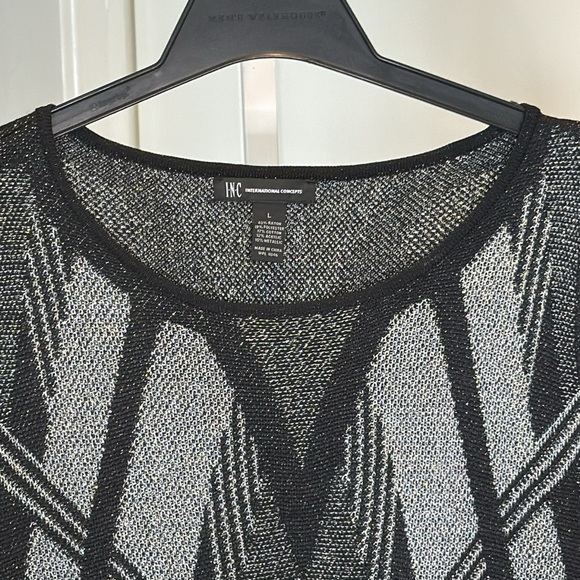 INC Black Silver Shark Bite Tunic Knit Sweater Geometric Print Holiday Large - Picture 5 of 12